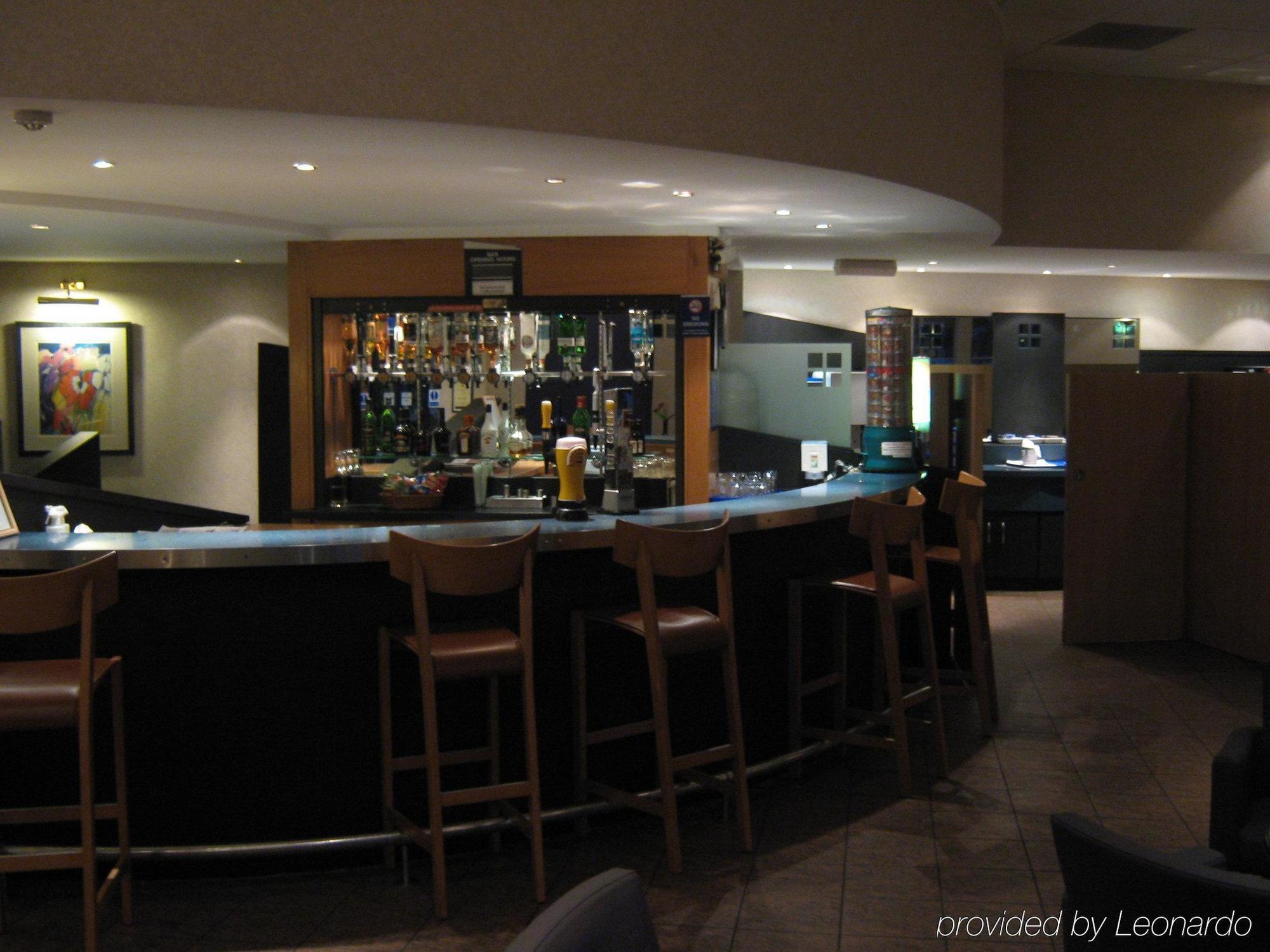 Holiday Inn Express Strathclyde Park M74, Jct 5 By Ihg Motherwell Exterior foto